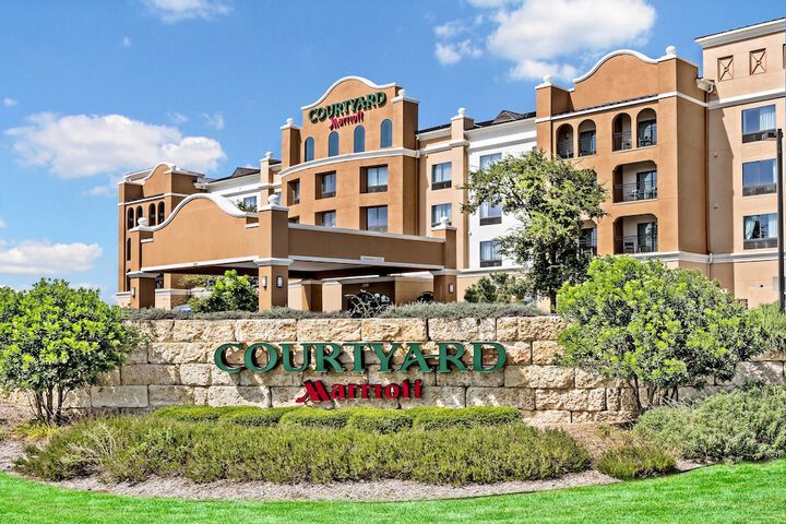 Courtyard by Marriott Seaworld Westover Hills